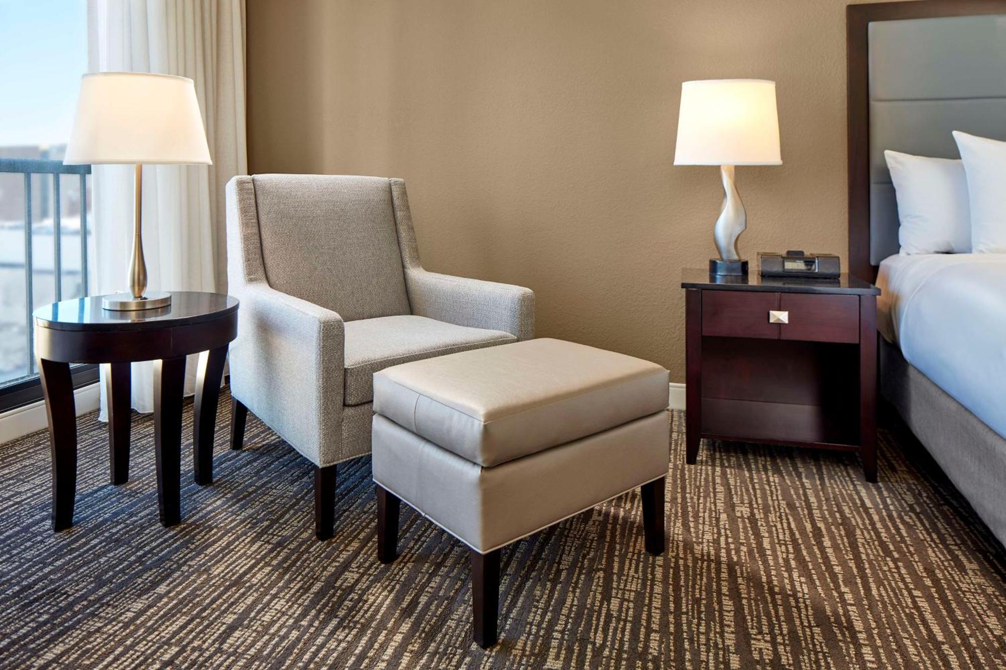 Hyatt Regency Tulsa Downtown Hotel Exterior photo