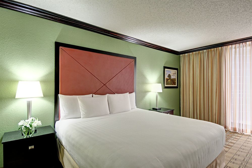 Hyatt Regency Tulsa Downtown Hotel Exterior photo