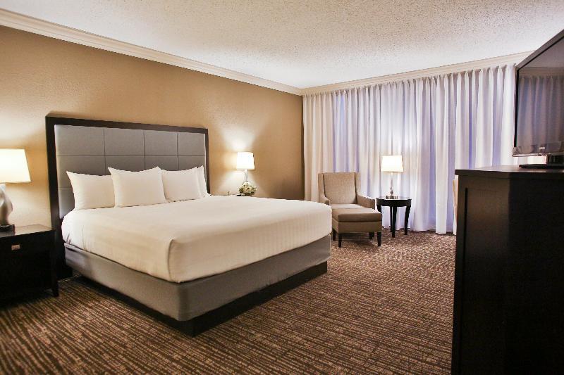 Hyatt Regency Tulsa Downtown Hotel Exterior photo